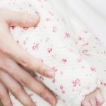 ０歳児の赤ちゃんとの抱っこ・接し方・遊び・お出かけ