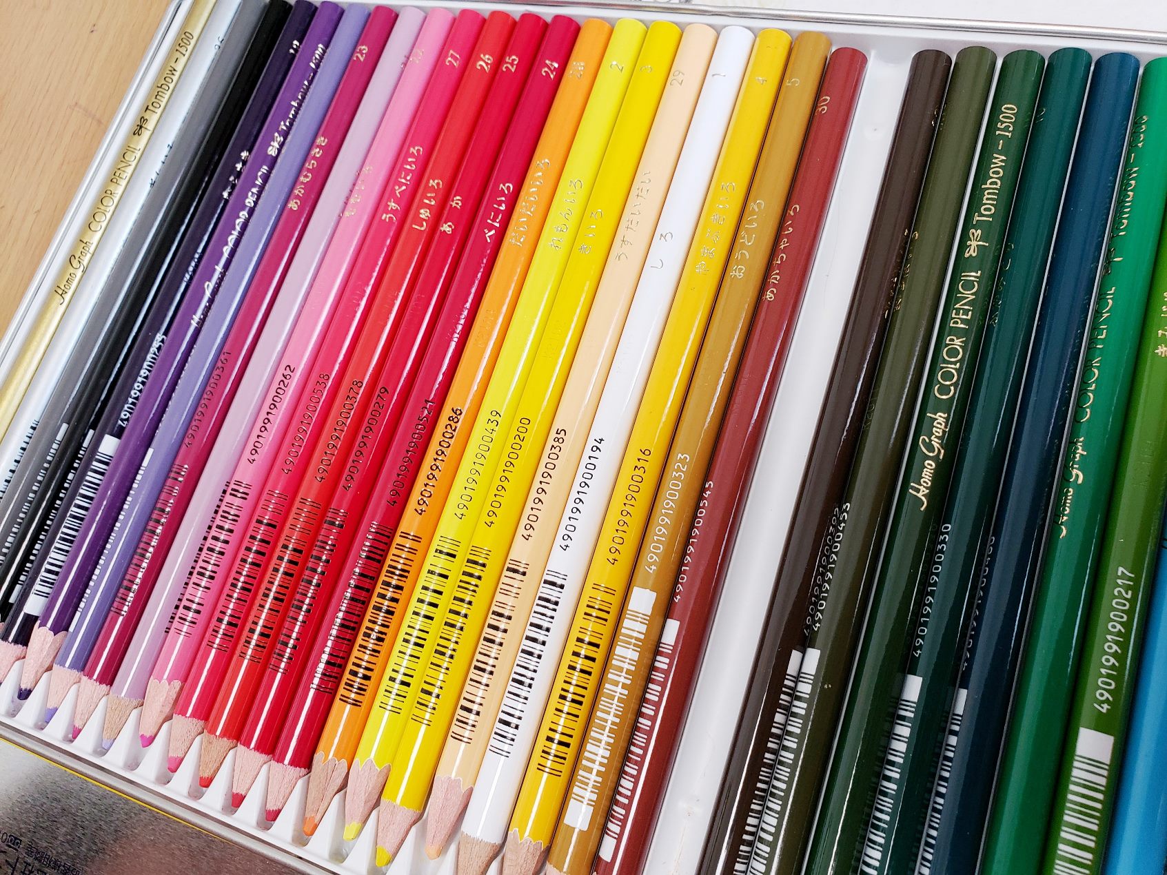 36色トンボ鉛筆の色鉛筆で子どもが急成長！12色より表現力豊かに